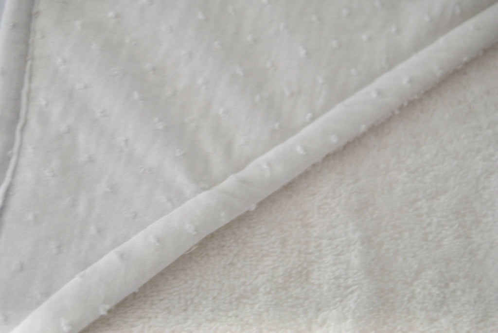 Baby Towel Lunares
