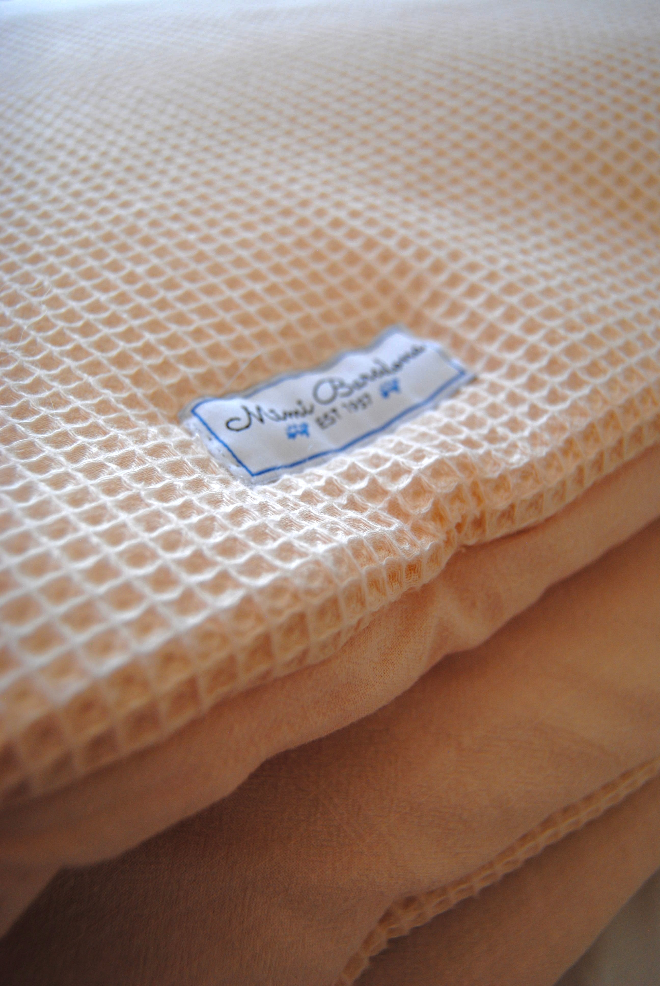 Padded Cot Bumper Waffle Pink