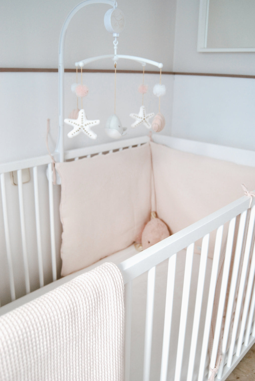 Padded Cot Bumper Waffle Pink