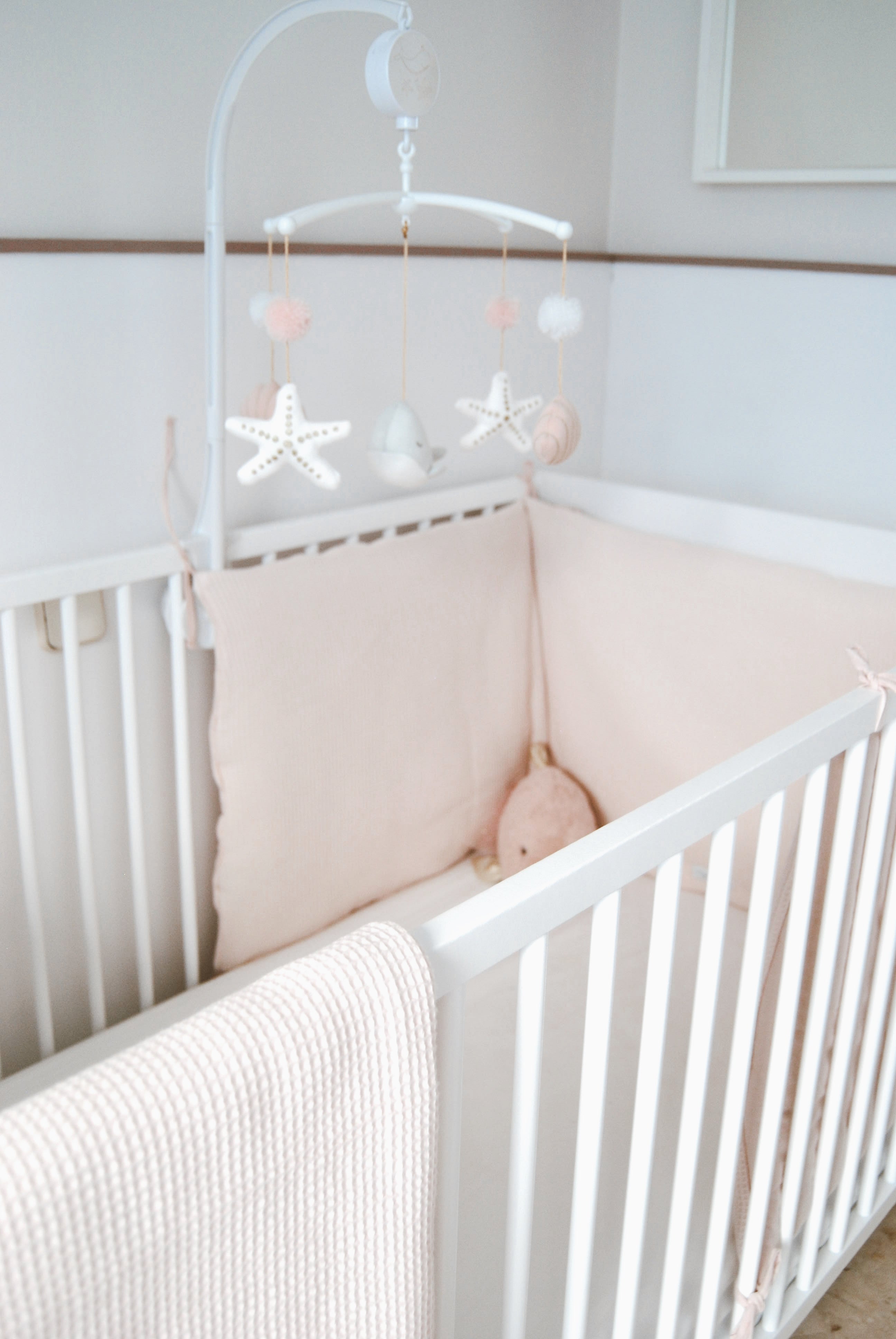 Padded Cot Bumper Waffle Pink