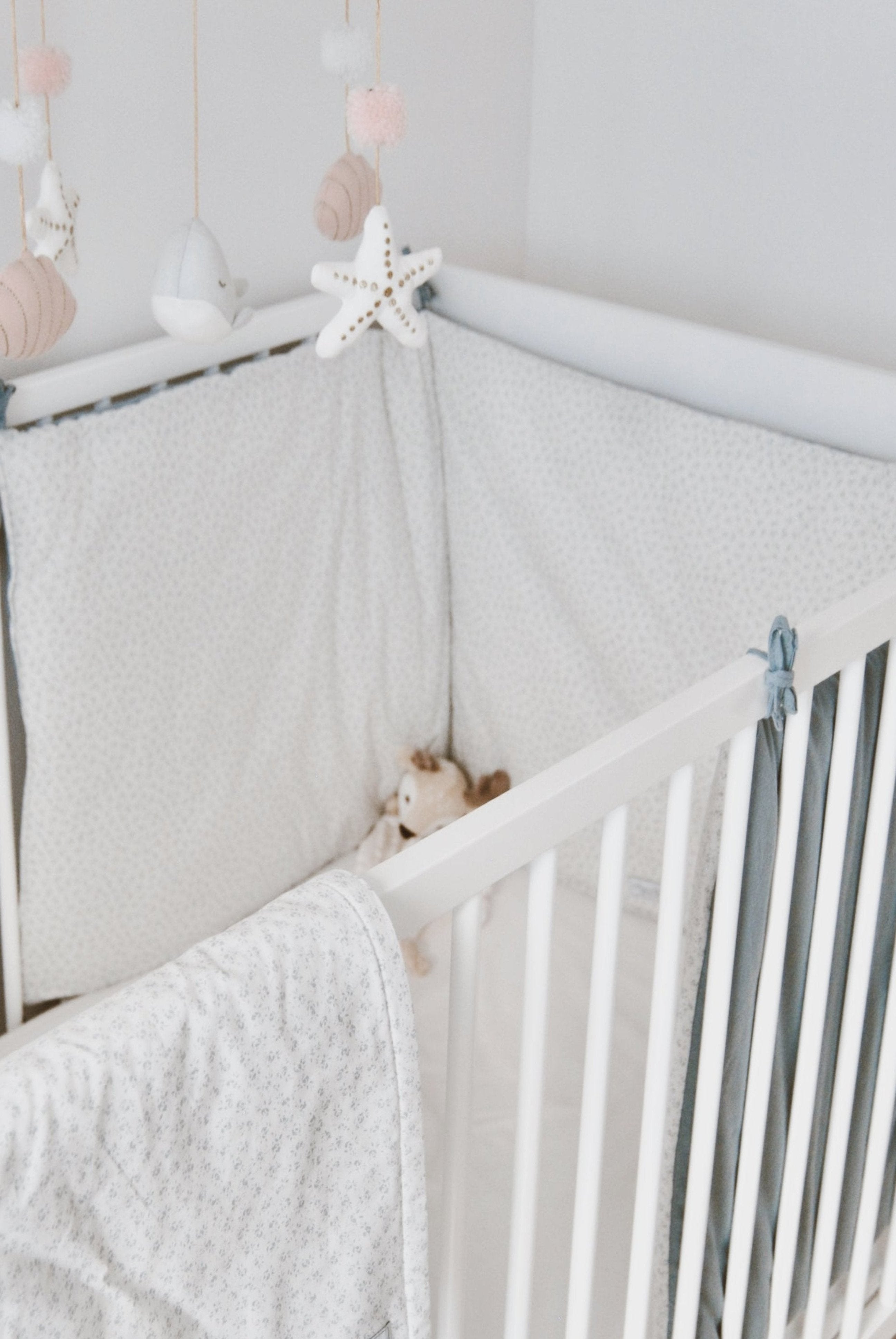 Padded Cot Bumper Viena Blue